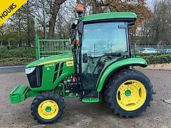 John Deere 3046R CAB