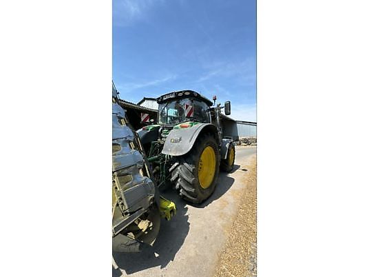 John Deere 6175R