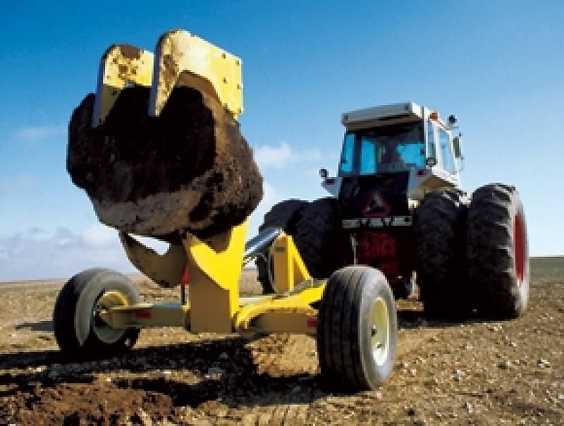 Degelman Rock Digger RD 320 - Steinsammler