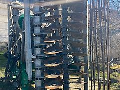 SAMSON Scheibenegge + Gülle- Verteile