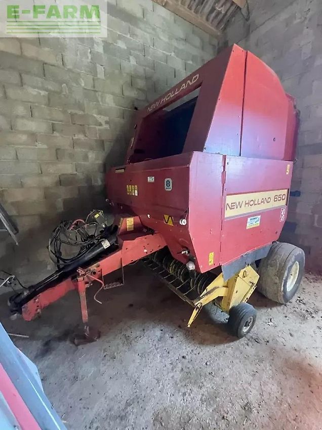 New Holland 650