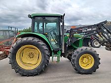 John Deere 6220