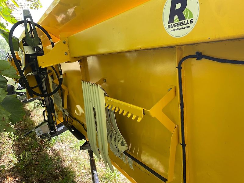 New Holland Agriculture New Holland 30FT Vari-Feed Header