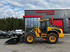 Volvo L 50 HS/ Rasvari, Kauha, Piikit, Pienet tunnit!!