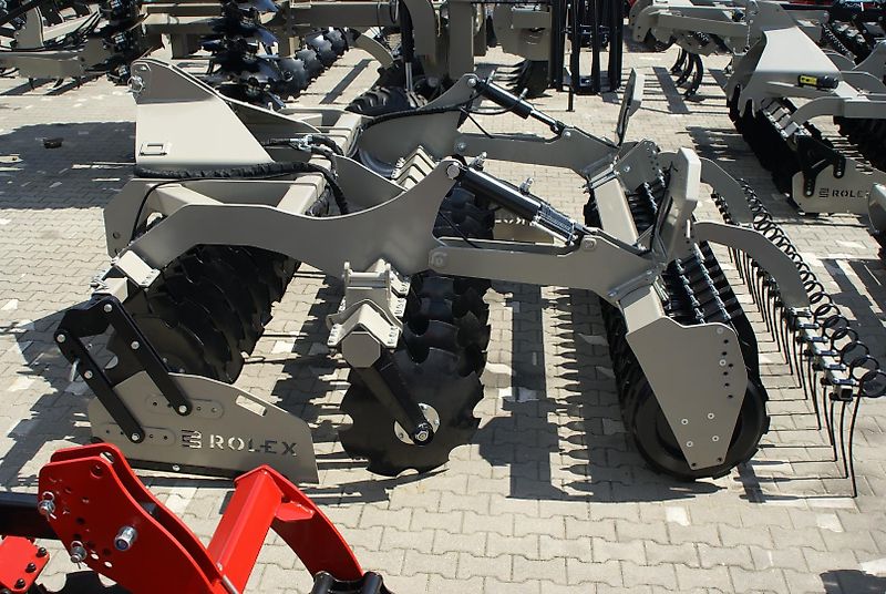 Rolex Scheibenegge / Discs harrow / Dechaumeur à disques / Erpice a dischi / Дисковая борона / Brona talerzowa 3 m