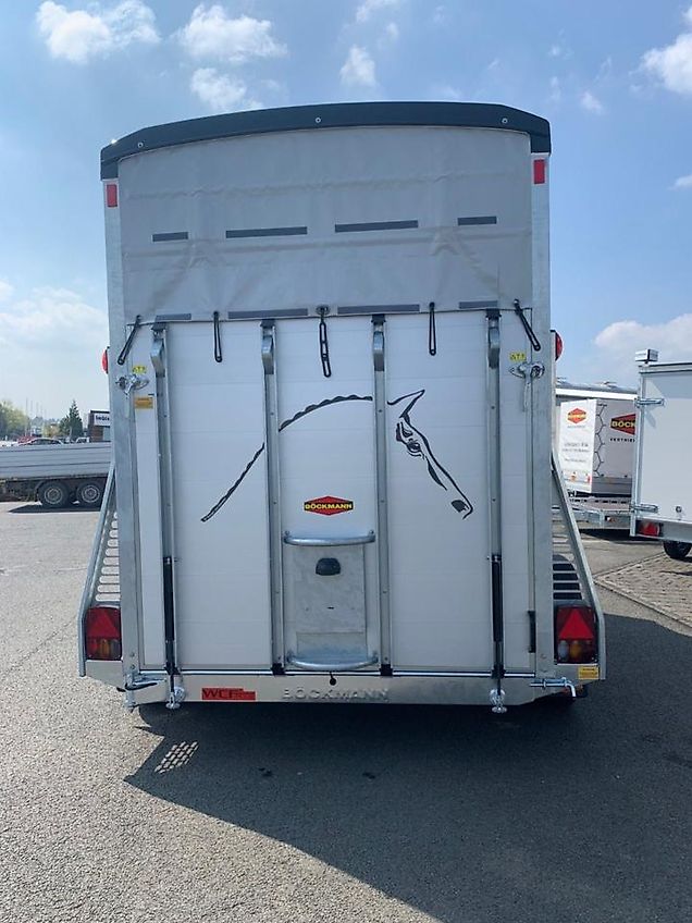 Böckmann Portax E Pferdeanhänger Alu Felgen Verschleißmatte