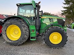 John Deere 6R 215