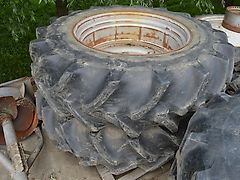 Good Year Ploegwielen 20.8R42 16.9R30