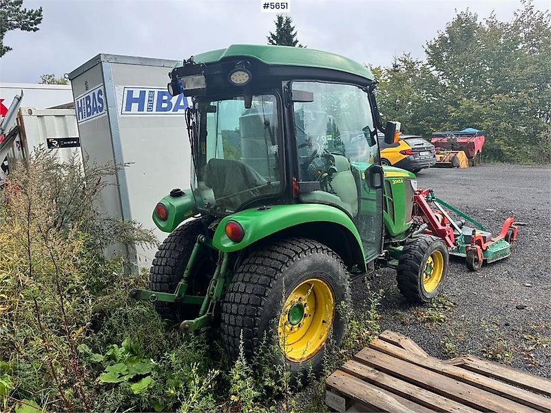 John Deere 3045R