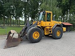 Volvo L90E Loader shovel