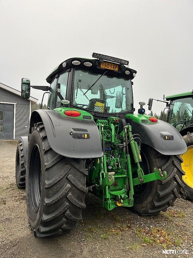 John Deere 6175 R