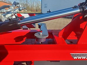 DA Landtechnik Katana Cut Hydro 900 Butterfly Messerwalze DA Landtechnik Katana Cut Hydro 900 Butterfly Messerwalze