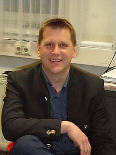 Interlocuteur M. Artur Mayr